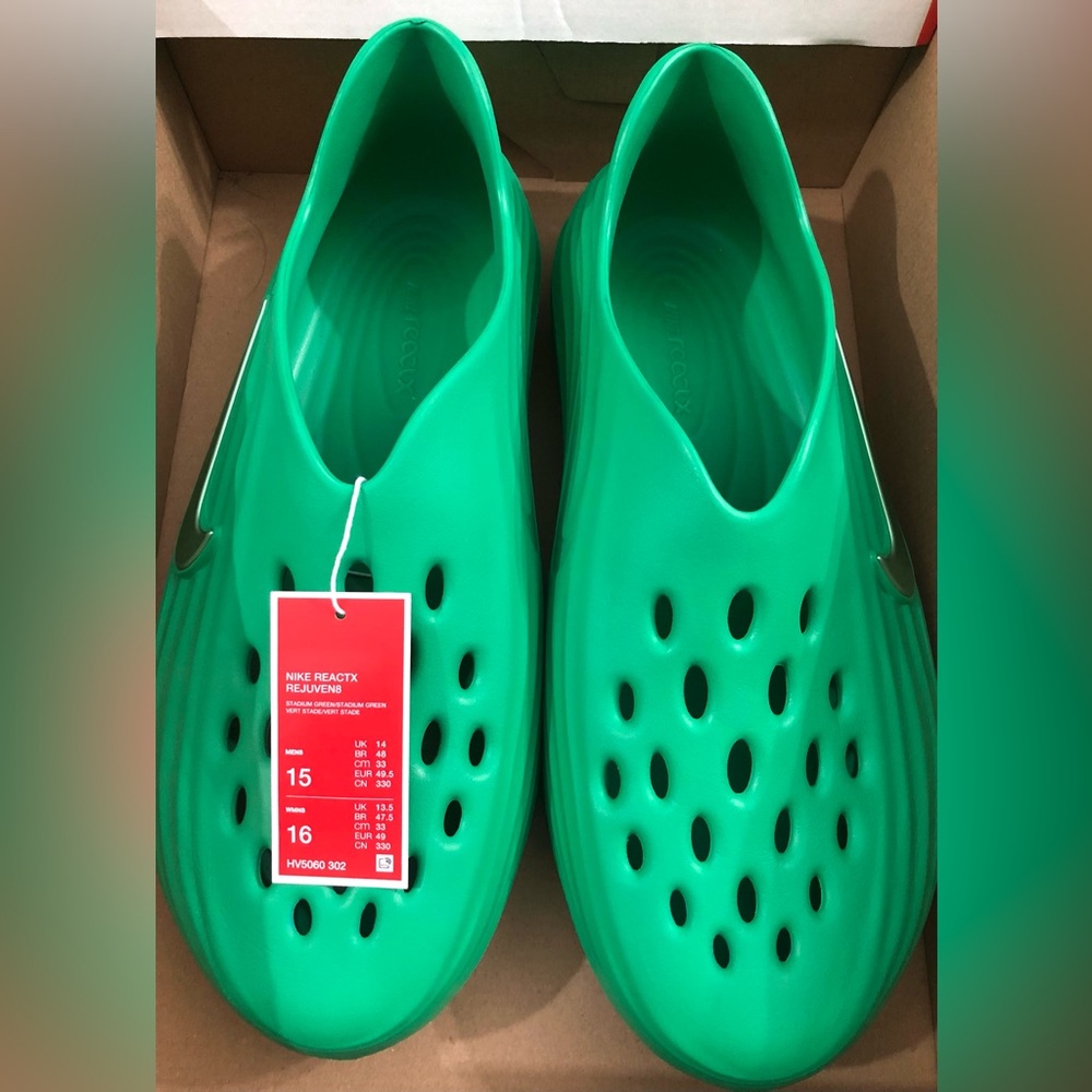 NEW..MEN SIZE 15 NIKE REACTX REJUVEN8 SHOES (STADIUM GREEN)..NO LID BOX
